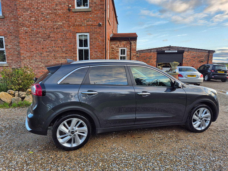 Kia Niro 1.6h GDi 4 DCT Euro 6 (s/s) 5dr ( 16in Alloy) 5dr Automatic 2025