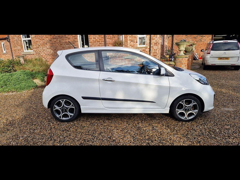 Kia Picanto 1.2 WHITE ECODYNAMICS 3d 84 BHP 3dr Manual 2025