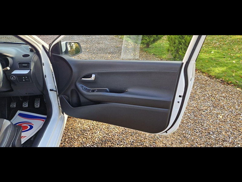 Kia Picanto 1.2 WHITE ECODYNAMICS 3d 84 BHP 3dr Manual 2025