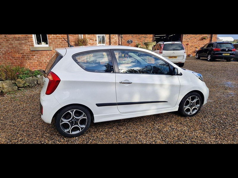 Kia Picanto 1.2 WHITE ECODYNAMICS 3d 84 BHP 3dr Manual 2025