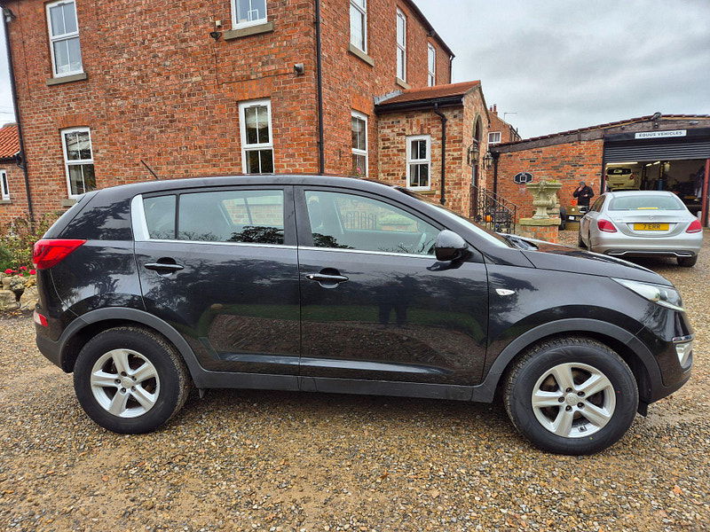 Kia Sportage 1.6 GDi 1 2WD Euro 5 5dr 5dr Manual 2025