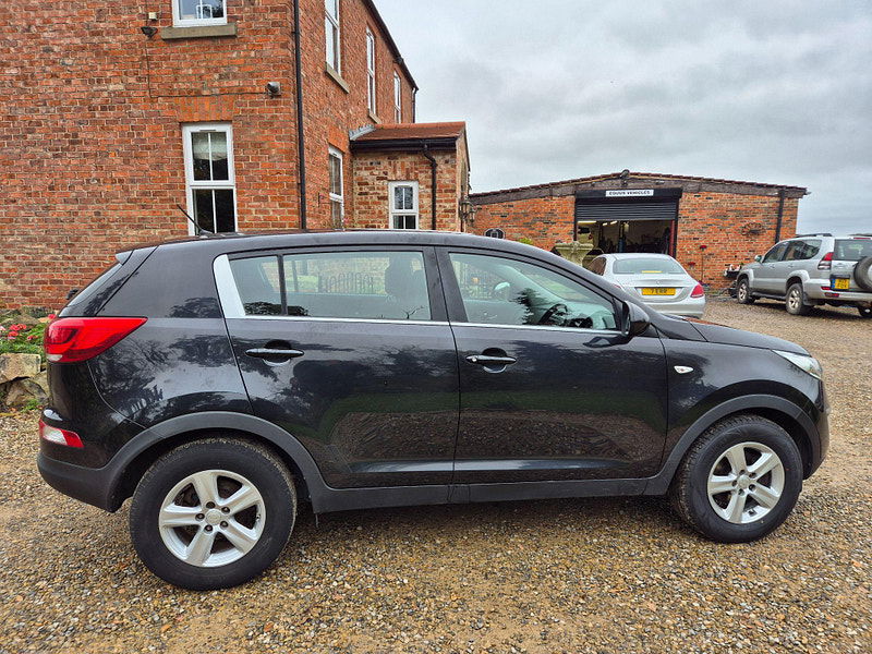 Kia Sportage 1.6 GDi 1 2WD Euro 5 5dr 5dr Manual 2025