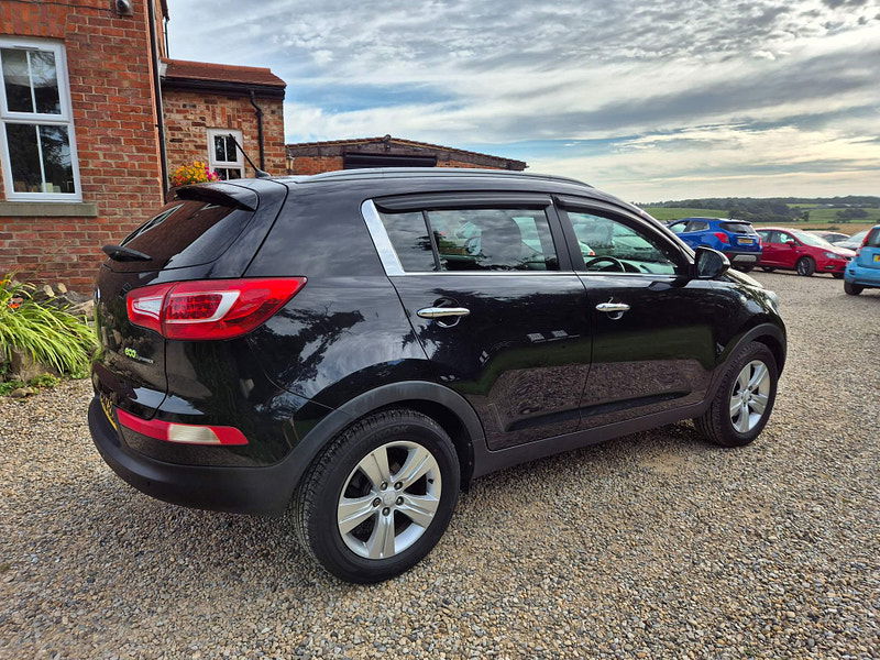 Kia Sportage 1.7 CRDi EcoDynamics 2 2WD Euro 5 (s/s) 5dr 5dr Manual 2025