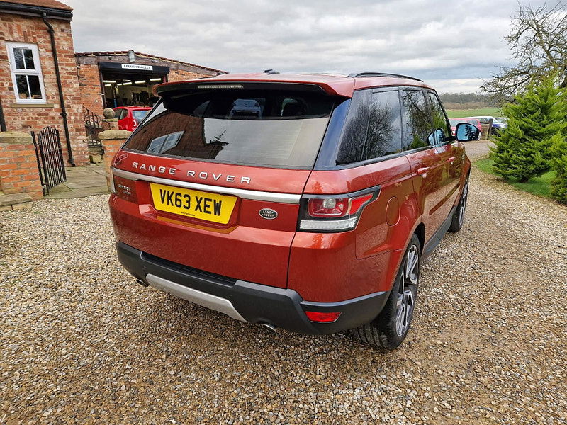 Land Rover Range Rover Sport 3.0 SDV6 HSE 5d 288 BHP 5dr Automatic 2024