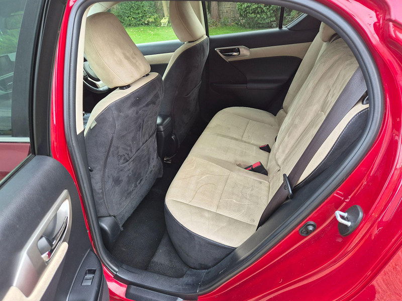 Lexus CT 1.8 200h Advance CVT Euro 6 (s/s) 5dr 5dr Automatic 2025