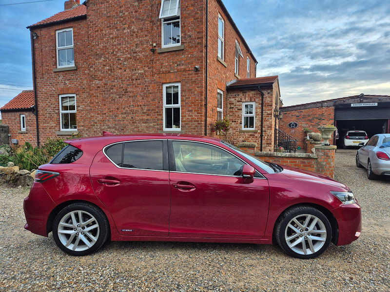 Lexus CT 1.8 200h Advance CVT Euro 6 (s/s) 5dr 5dr Automatic 2025