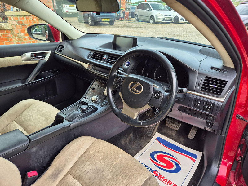 Lexus CT 1.8 200h Advance CVT Euro 6 (s/s) 5dr 5dr Automatic 2025