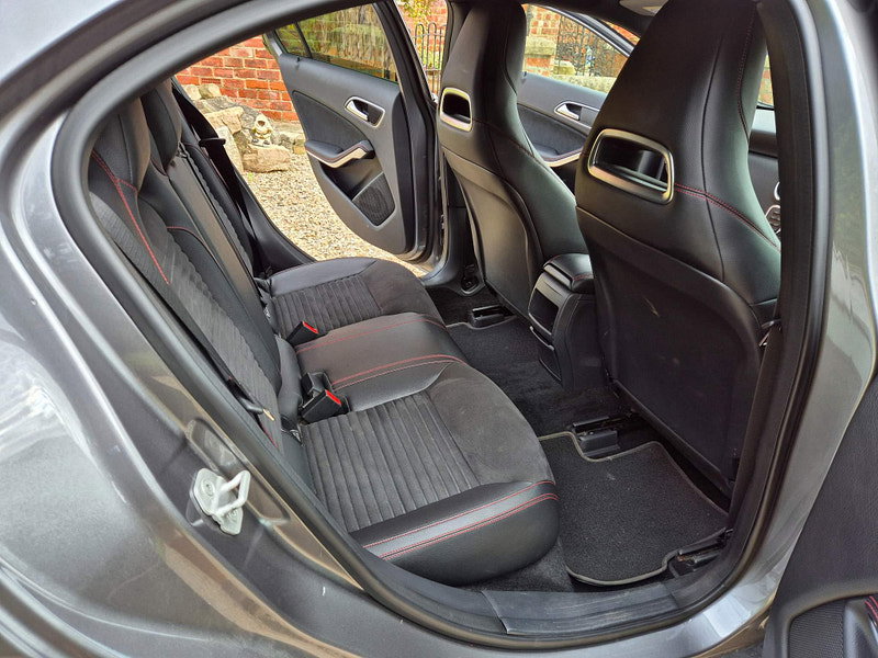Mercedes-Benz A Class 1.5 A180 CDI AMG Sport Euro 5 (s/s) 5dr 5dr Manual 2026