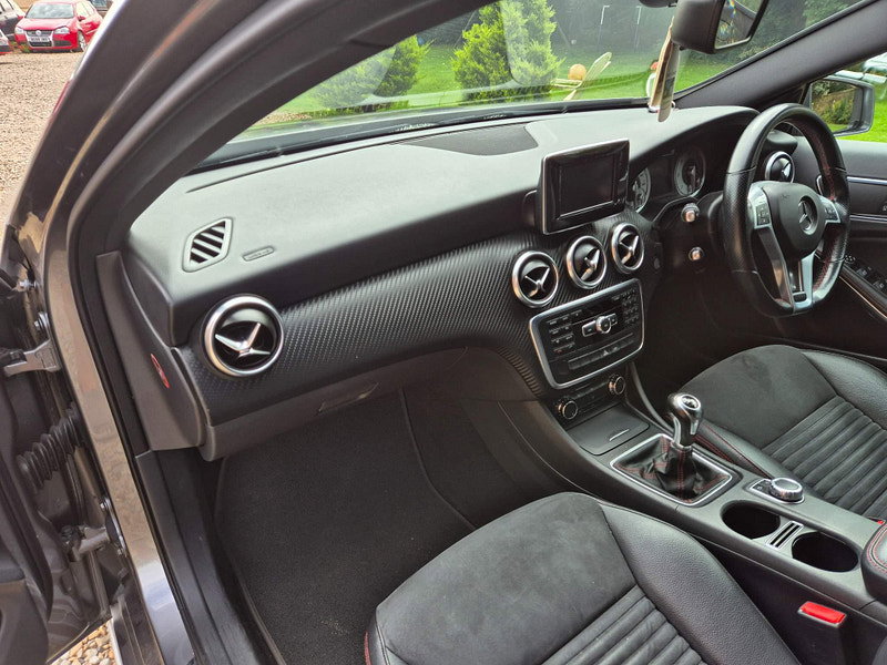 Mercedes-Benz A Class 1.5 A180 CDI AMG Sport Euro 5 (s/s) 5dr 5dr Manual 2026