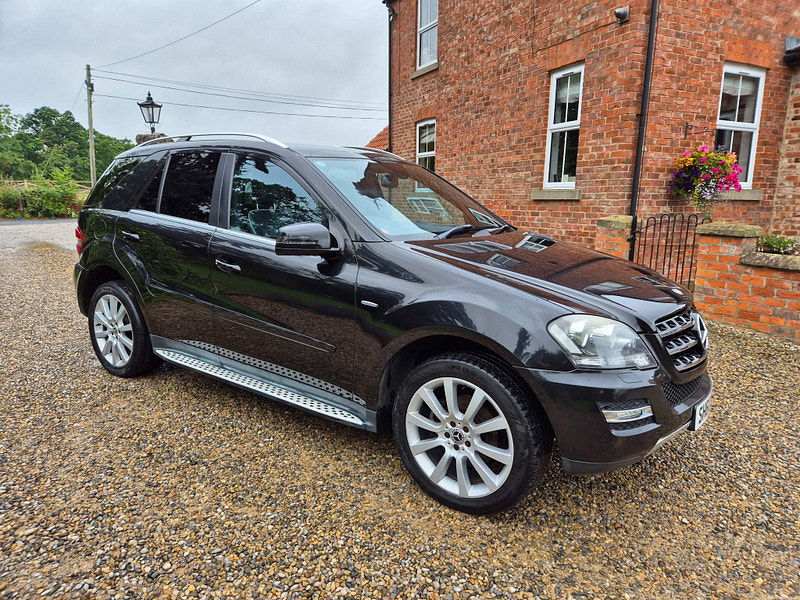 Mercedes-Benz M Class 3.0 ML350 CDI V6 BlueEfficiency Grand Edition G-Tronic 4WD Euro 5 5dr 5dr Automatic 2024