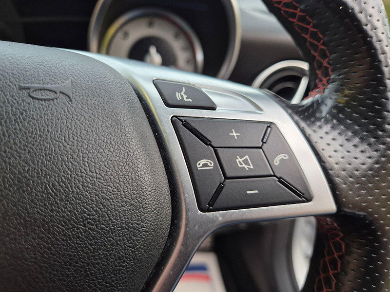 Mercedes-Benz SLK 2.1 SLK250 CDI AMG Sport G-Tronic+ Euro 5 (s/s) 2dr 2dr Automatic 2025