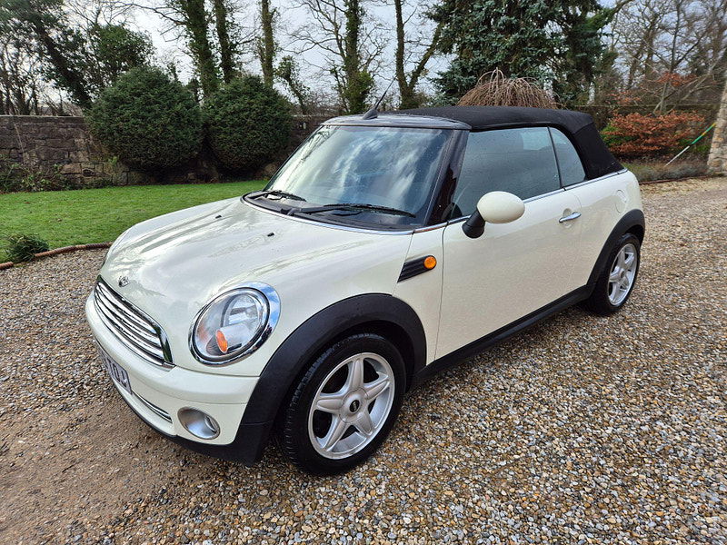 MINI Convertible 1.6 Cooper Euro 4 2dr 2dr Manual 2025