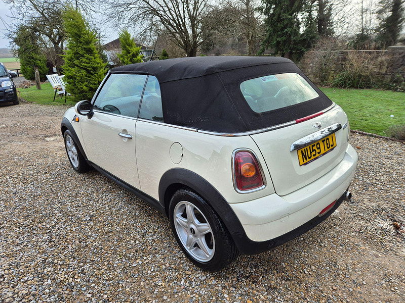 MINI Convertible 1.6 Cooper Euro 4 2dr 2dr Manual 2025