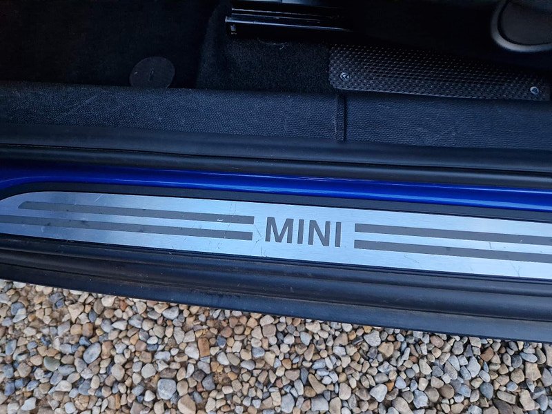 MINI Cooper 1.6 COOPER ALL4 3d 121 BHP 3dr Manual 2024
