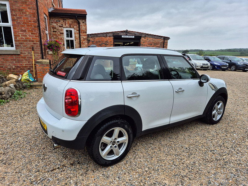 MINI Countryman 1.6 One Euro 5 (s/s) 5dr 5dr Manual 2025