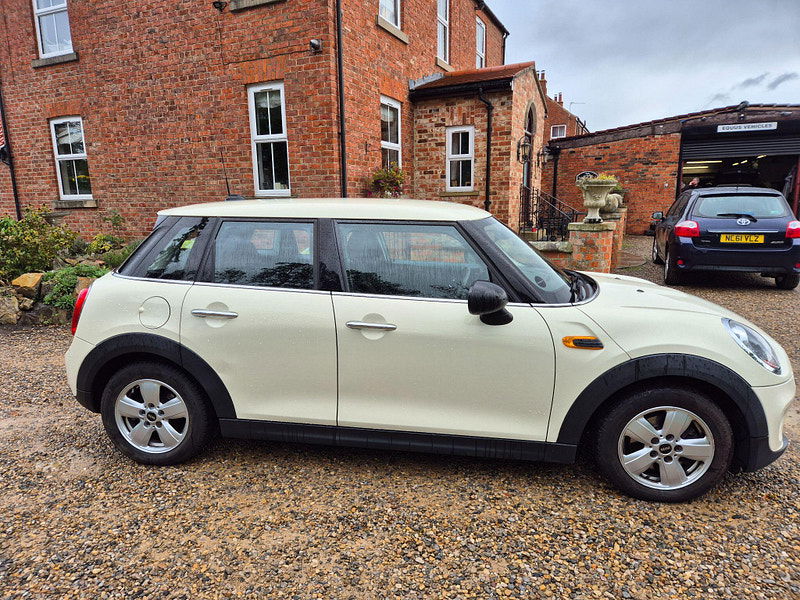 MINI Hatch 1.2 One Euro 6 (s/s) 5dr 5dr Manual 2025
