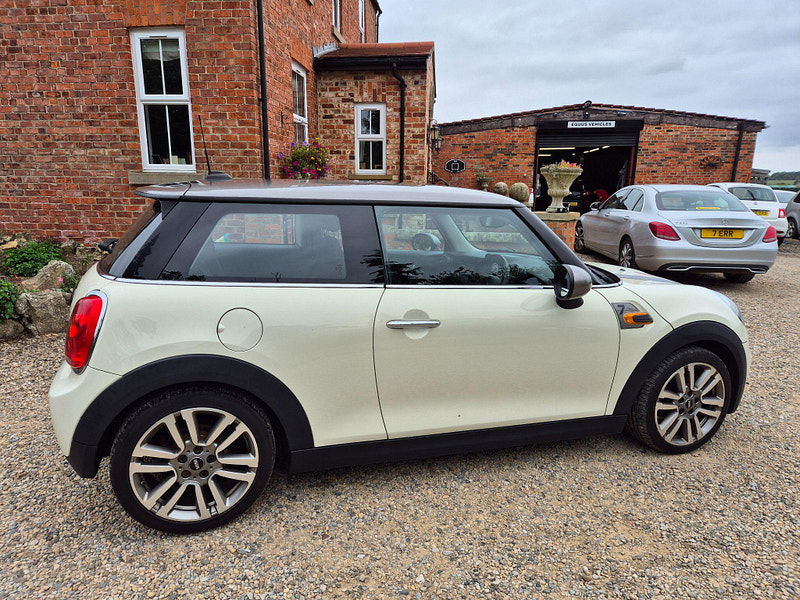 MINI Hatch 1.5 Cooper D Seven Euro 6 (s/s) 3dr 3dr Manual 2025