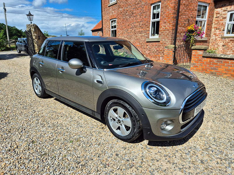 MINI Hatch 1.5 Cooper D Steptronic Euro 6 (s/s) 5dr 5dr Automatic 2025