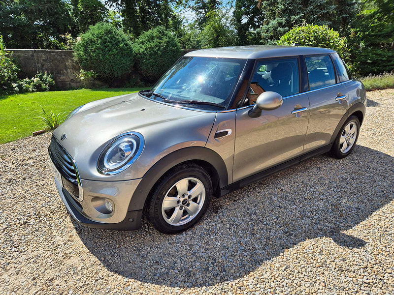 MINI Hatch 1.5 Cooper D Steptronic Euro 6 (s/s) 5dr 5dr Automatic 2025