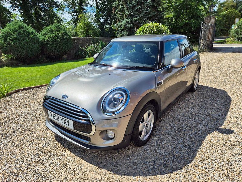 MINI Hatch 1.5 Cooper D Steptronic Euro 6 (s/s) 5dr 5dr Automatic 2025