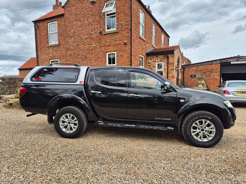 Mitsubishi L200 2.5 DI-D Challenger 4WD Euro 5 4dr (LB) 4dr Manual 2025