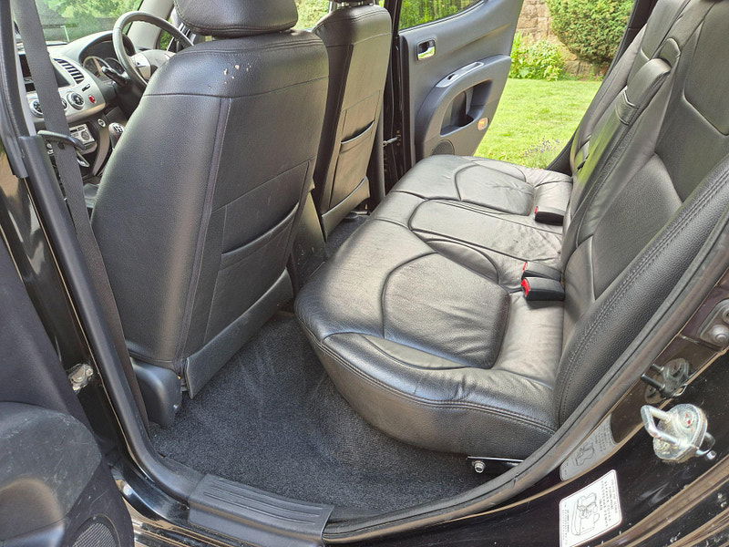 Mitsubishi L200 2.5 DI-D Challenger 4WD Euro 5 4dr (LB) 4dr Manual 2025