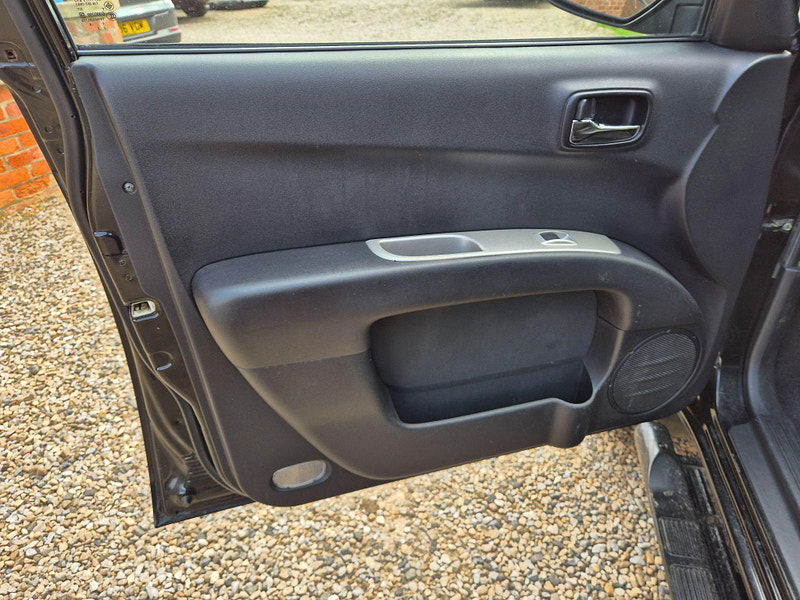 Mitsubishi L200 2.5 DI-D Challenger 4WD Euro 5 4dr (LB) 4dr Manual 2025