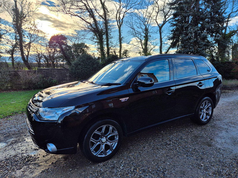 Mitsubishi Outlander 2.0h 12kWh GX4h CVT 4WD Euro 5 (s/s) 5dr 5dr Automatic 2026