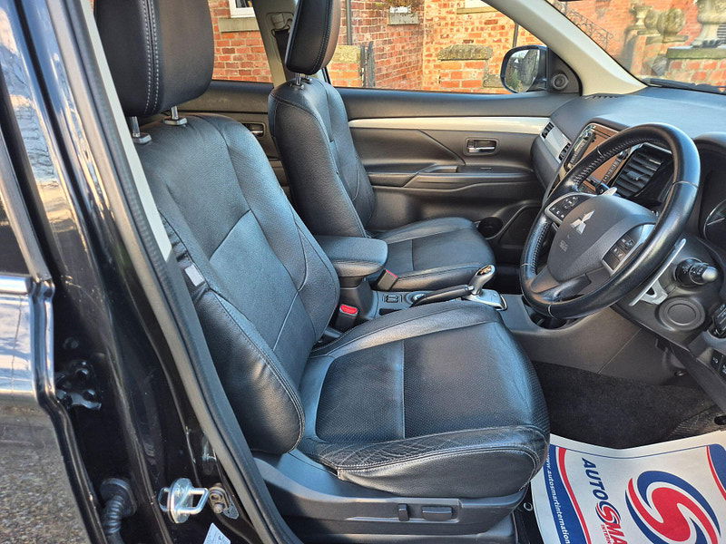 Mitsubishi Outlander 2.0h 12kWh GX4h CVT 4WD Euro 5 (s/s) 5dr 5dr Automatic 2026