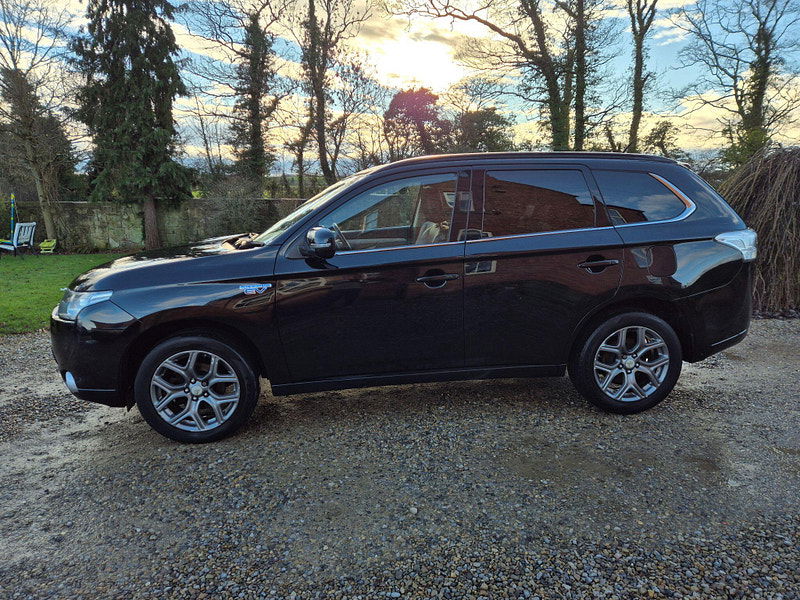 Mitsubishi Outlander 2.0h 12kWh GX4h CVT 4WD Euro 5 (s/s) 5dr 5dr Automatic 2026