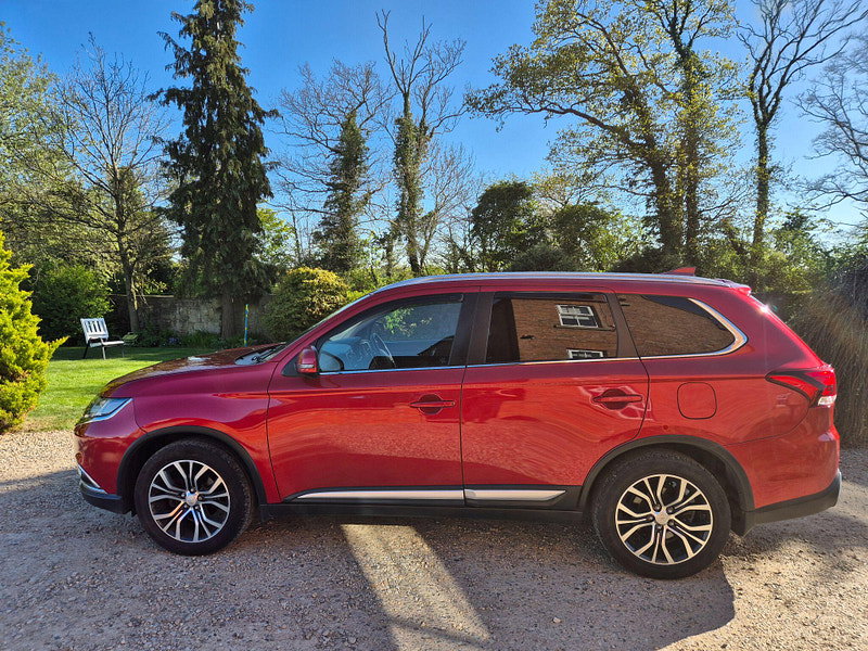 Mitsubishi Outlander 2.2 DI-D 4 Auto 4WD Euro 6 5dr 5dr Automatic 2026