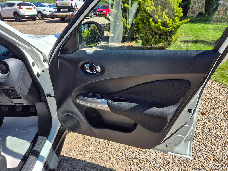 Nissan Juke 1.6 Acenta Premium Euro 5 (s/s) 5dr 5dr Manual 2026