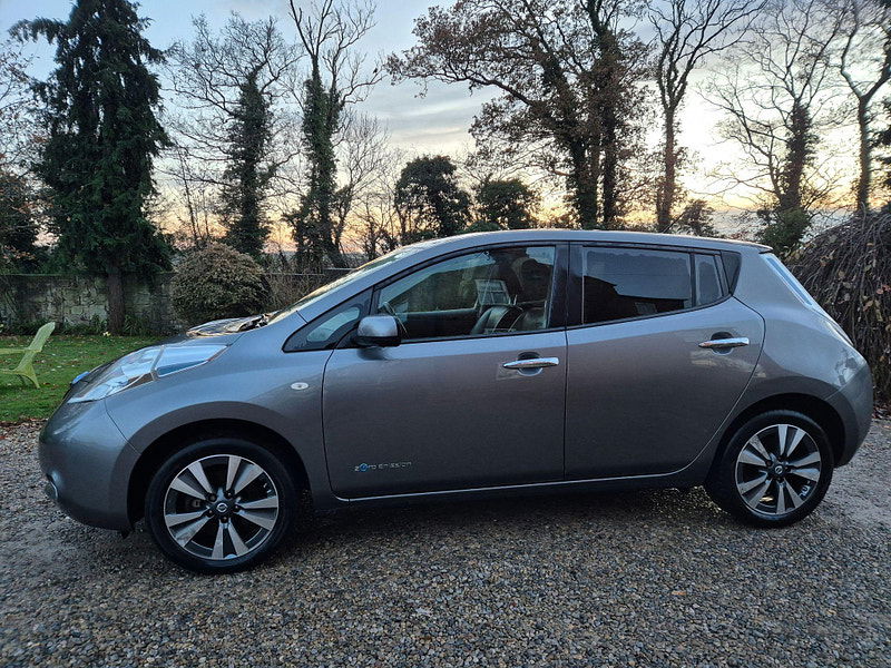 Nissan Leaf 24kWh Tekna Auto 5dr 5dr Automatic 2025