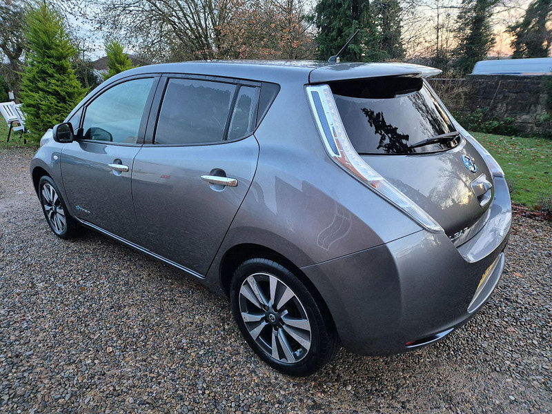 Nissan Leaf 24kWh Tekna Auto 5dr 5dr Automatic 2025