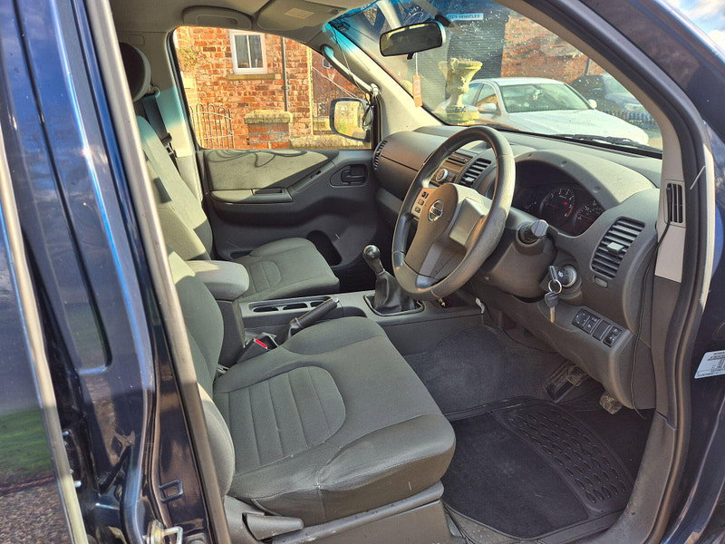 Nissan Navara 2.5 dCi Visia 4WD Euro 5 4dr 4dr Manual 2026