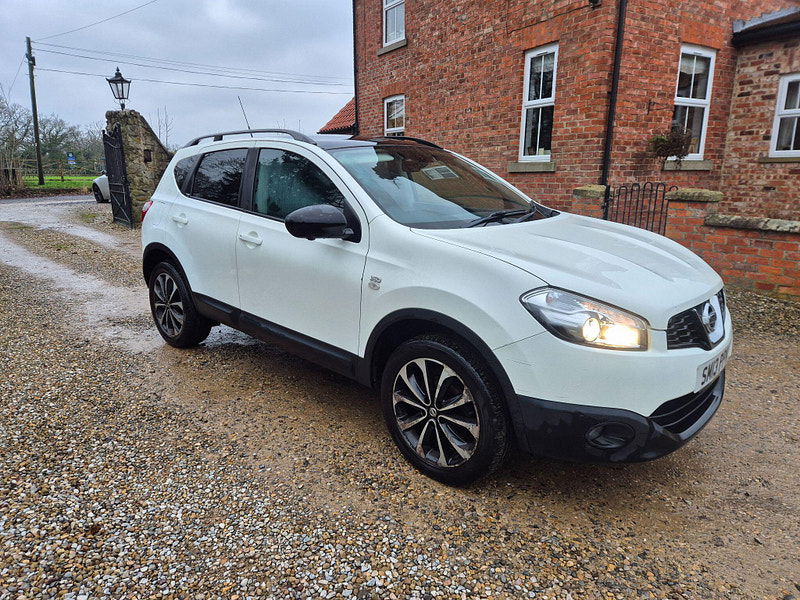 Nissan Qashqai 1.6 360 2WD Euro 5 5dr 5dr Manual 2026