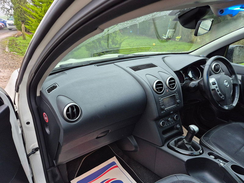 Nissan Qashqai 1.6 360 2WD Euro 5 5dr 5dr Manual 2026