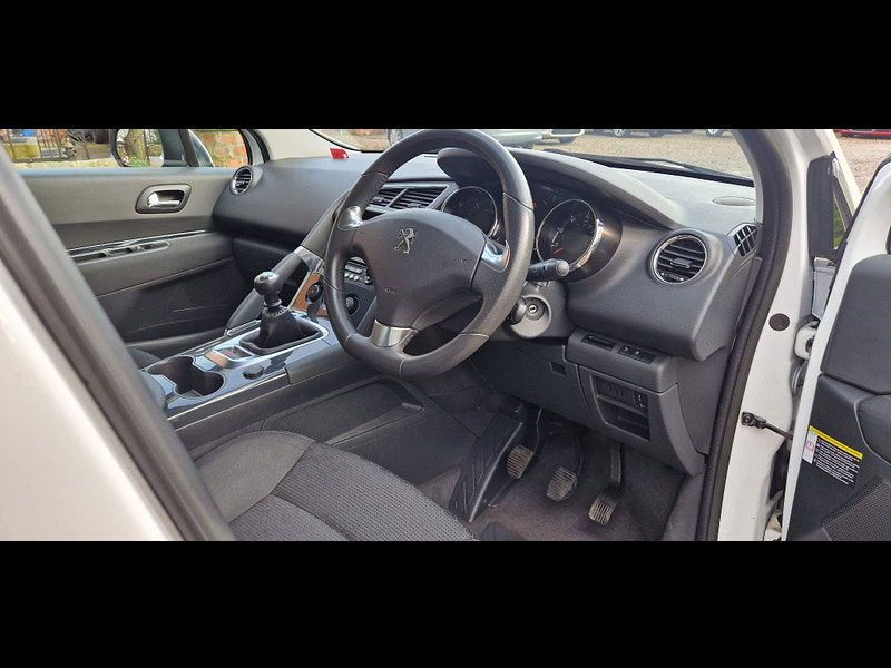 Peugeot 3008 1.6 HDi Active SUV 5dr Diesel Manual Euro 5 (115 ps) 5dr Manual 2025
