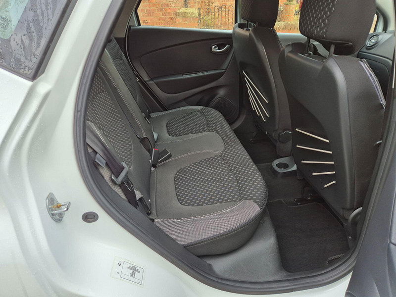 Renault Captur 1.5 dCi ENERGY Dynamique Nav Euro 6 (s/s) 5dr 5dr Manual 2025