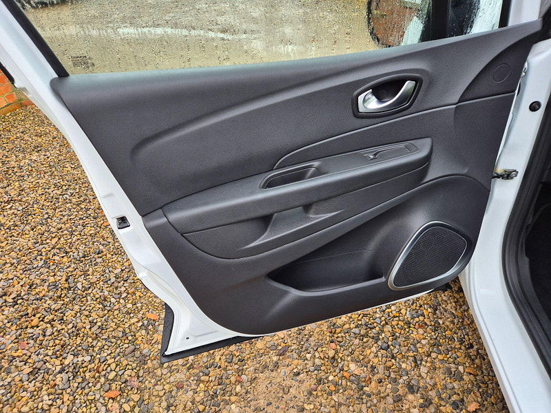 Renault Captur 1.5 dCi ENERGY Dynamique Nav Euro 6 (s/s) 5dr 5dr Manual 2025