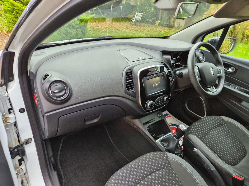Renault Captur 1.5 dCi ENERGY Dynamique Nav Euro 6 (s/s) 5dr 5dr Manual 2025