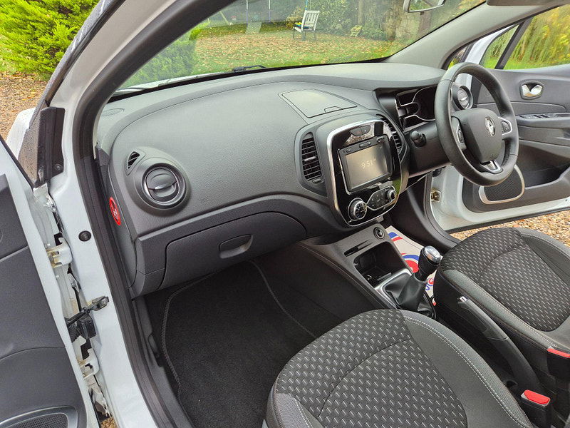 Renault Captur 1.5 dCi ENERGY Dynamique Nav Euro 6 (s/s) 5dr 5dr Manual 2025