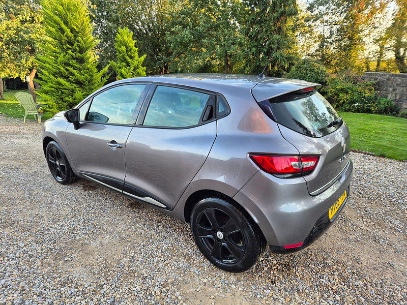 Renault Clio 0.9 TCe Dynamique Nav Euro 6 (s/s) 5dr 5dr Manual 2025