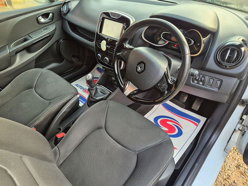 Renault Clio 1.2 16V Dynamique Nav Euro 6 5dr 5dr Manual 2025