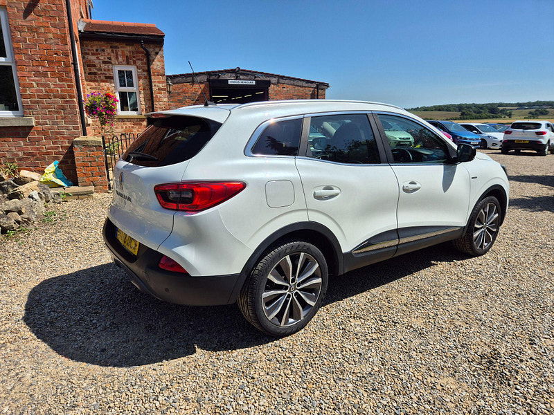 Renault Kadjar 1.2 TCe Signature Nav Euro 6 (s/s) 5dr 5dr Manual 2025