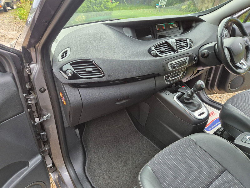 Renault Scenic 1.5 dCi Dynamique Nav Euro 6 (s/s) 5dr 5dr Manual 2025