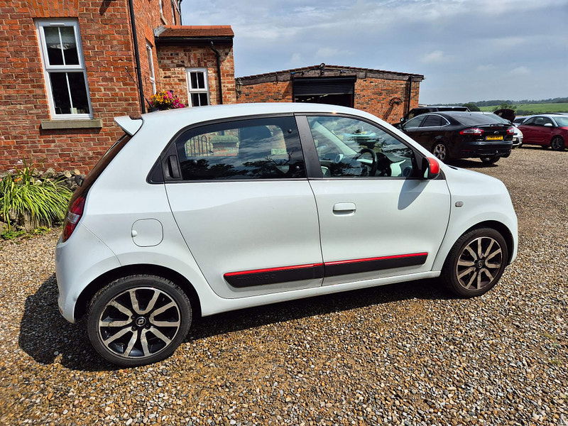 Renault Twingo 1.0 SCe Dynamique Euro 6 (s/s) 5dr 5dr Manual 2025