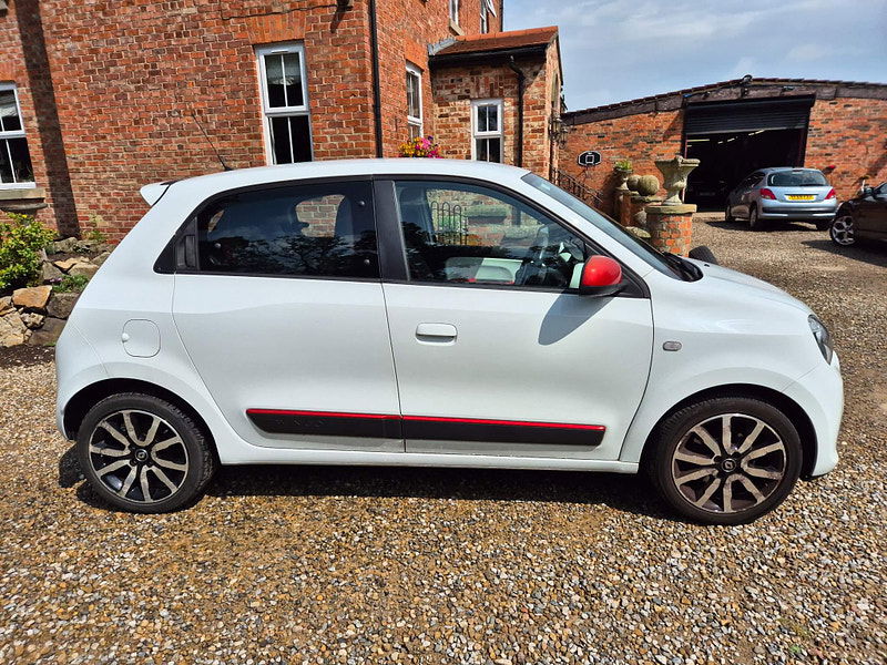 Renault Twingo 1.0 SCe Dynamique Euro 6 (s/s) 5dr 5dr Manual 2025