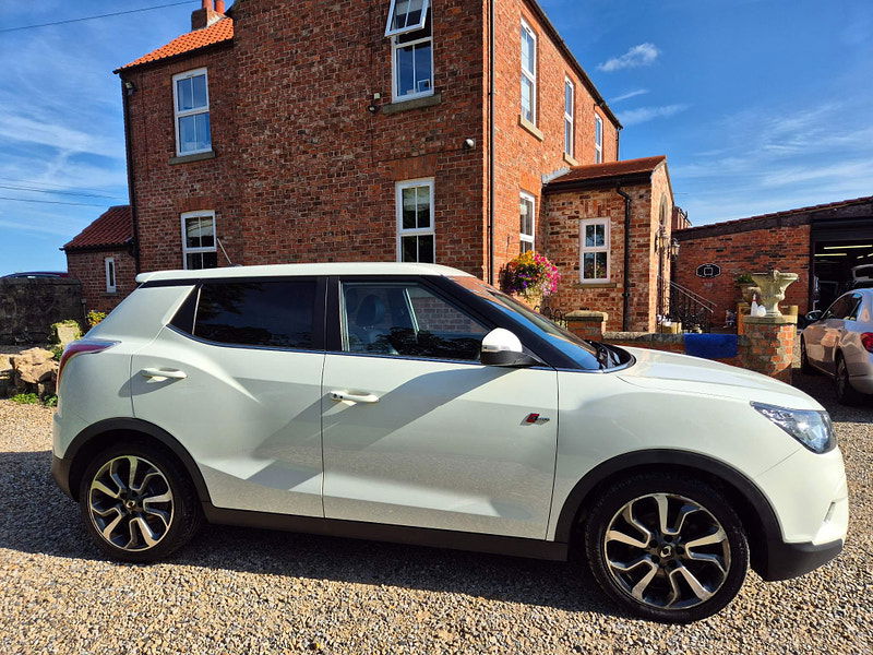 Ssangyong Tivoli 1.6 e-XDi ELX 4WD Euro 6 5dr 5dr Manual 2025