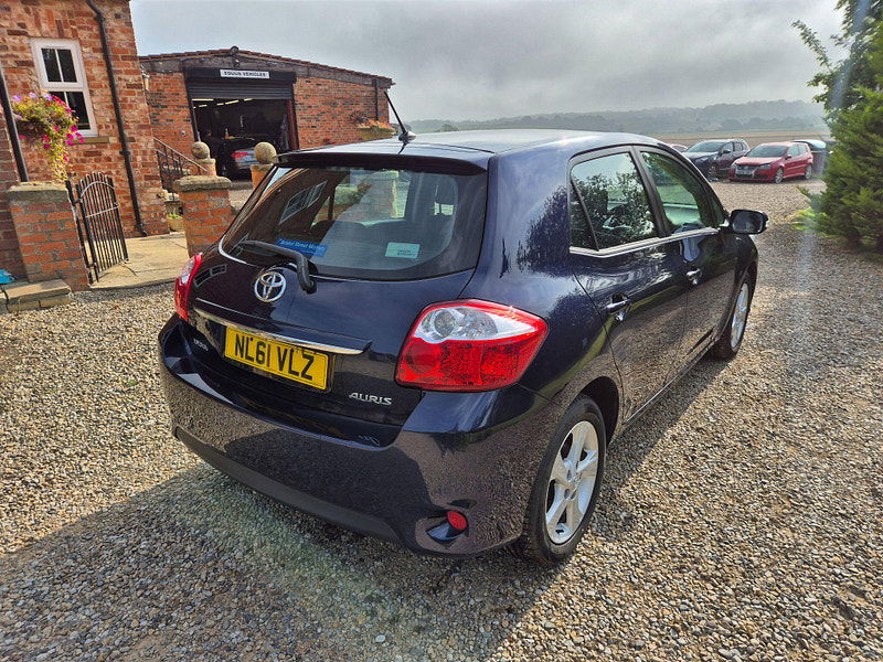 Toyota Auris 1.33 Dual VVT-i Edition Euro 5 (s/s) 5dr 5dr Manual 2025